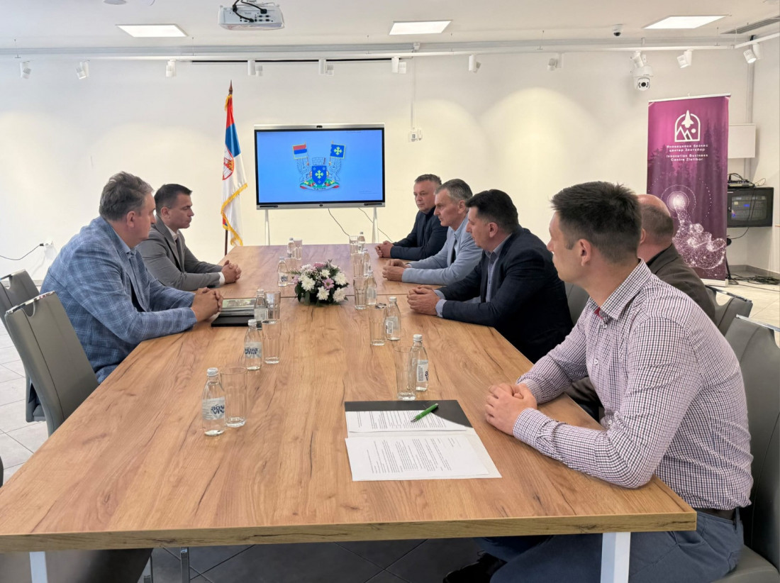 Ministar Milićević posetio Čajetinu i najavio projekte