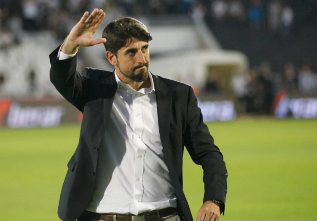 Oviedo Primera fudbal Paunović