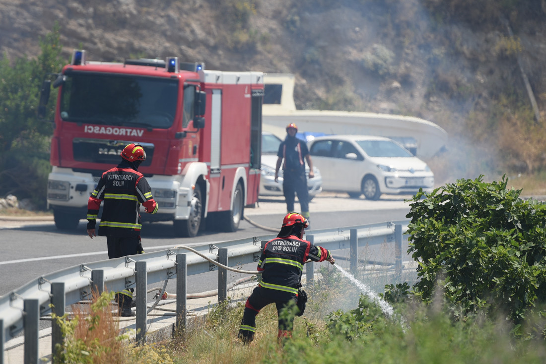 Hrvatska policija traga za piromanom zbog požara u Pisku