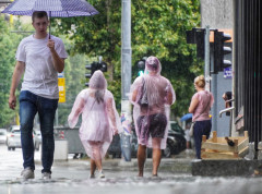 U Srbiji danas promenljivo oblačno vreme, temperatura u padu, povremeno pljuskovi i jak vetar