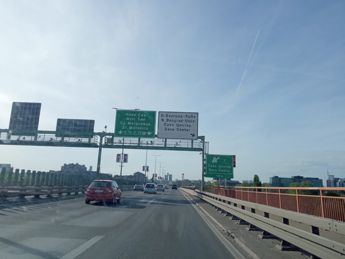 Radovi na Gazeli: Zatvaranje desne trake