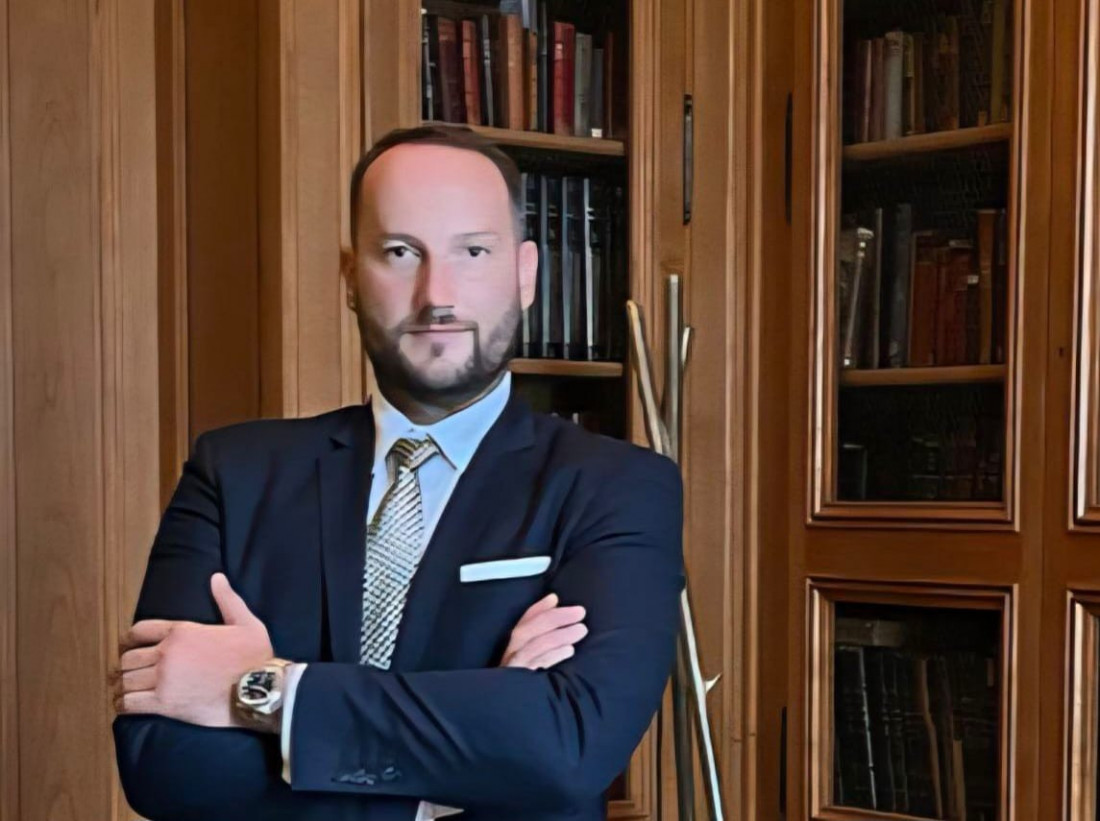 Macut ruši staru političku matricu