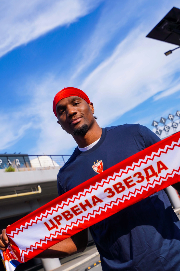 Ebuka Izundu stigao u Crvenu zvezdu