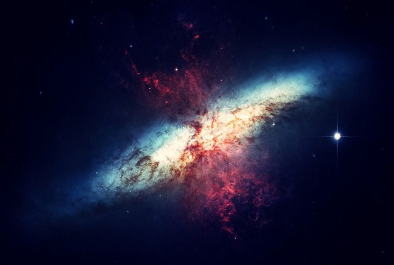 NASA teleskop snimio spektakularnu erupciju na ivici galaksije (FOTO)