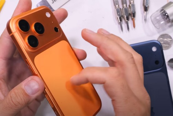 "Scratch-Gate" pogađa iPhone 17 Pro: Pogledajte gdje se aluminijum odmah guli (VIDEO)