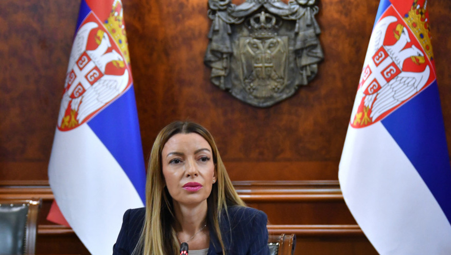 Zacevljenje kanala S800 u Novom Sadu
