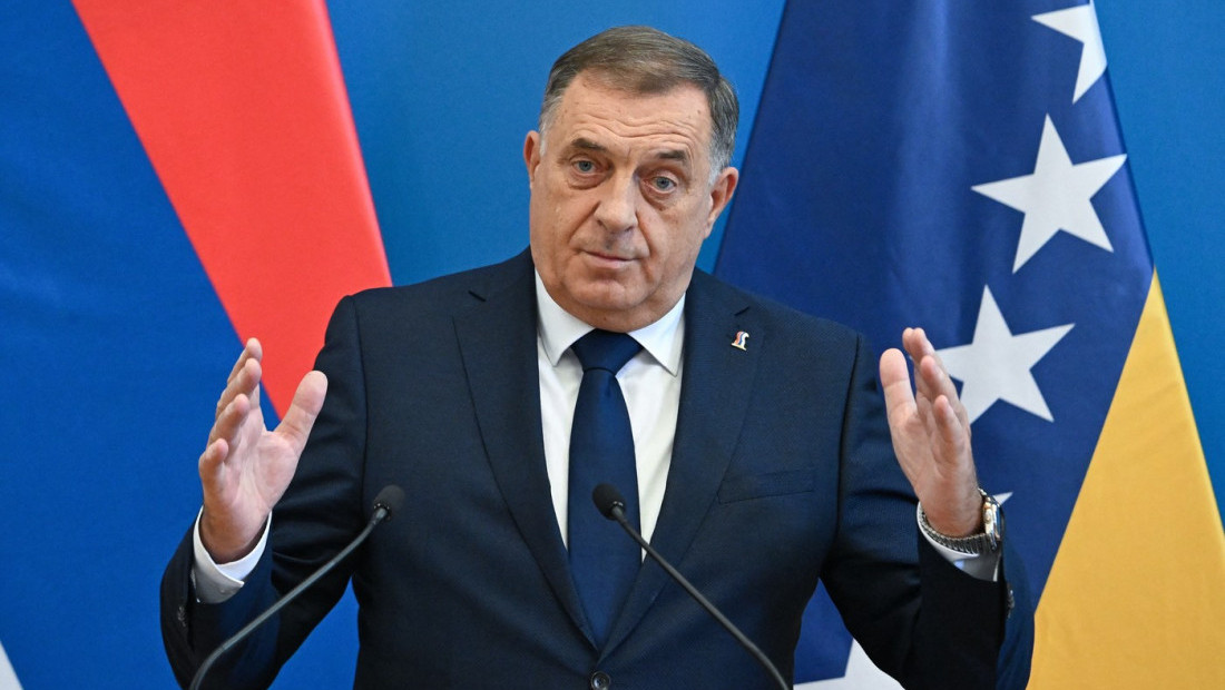 Dodik poziva na isticanje srpskih zastava 15. septembra