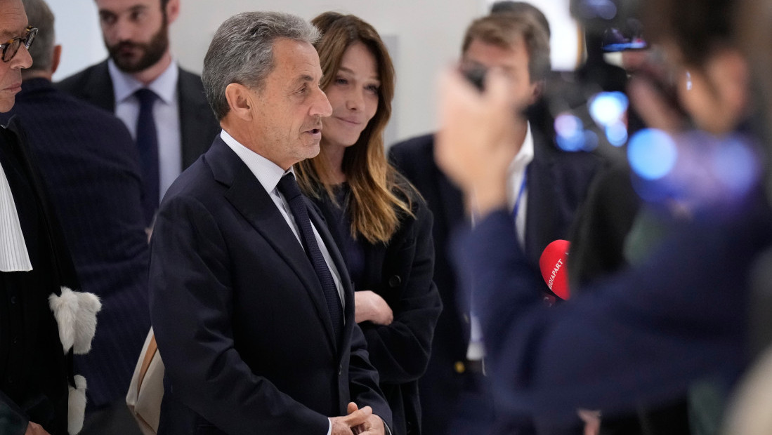 Nikola Sarkozi osuđen na pet godina zatvora