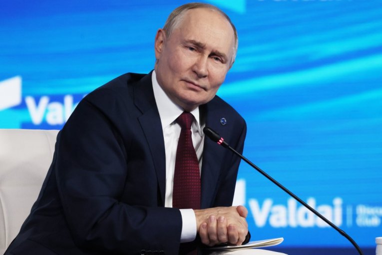 PUTIN PROGOVORIO O RAĐANJU DECE: Njegova poruka RUSIMA para uši svima! SADA ĆE SE PROMENITI SVE