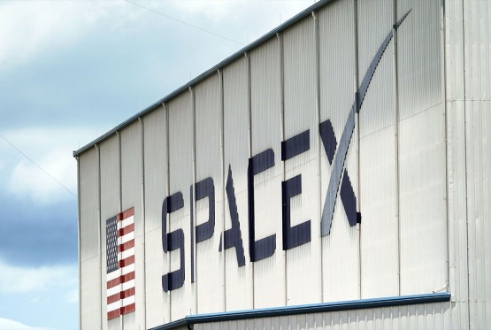 SpaceX uništava jedan ili dva Starlinkova satelita dnevno