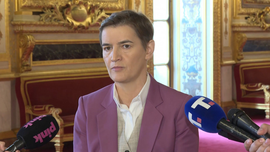 Ana Brnabić završila posetu Parizu i učestvovala na forumu