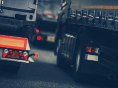 Teretnjaci na prelazu Batrovci na izlazu iz Srbije čekaju sedam sati