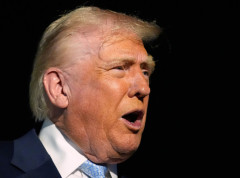 Tramp navodno vrši pritisak na Paramaunt da snimi novi deo filma „Gas do daske“