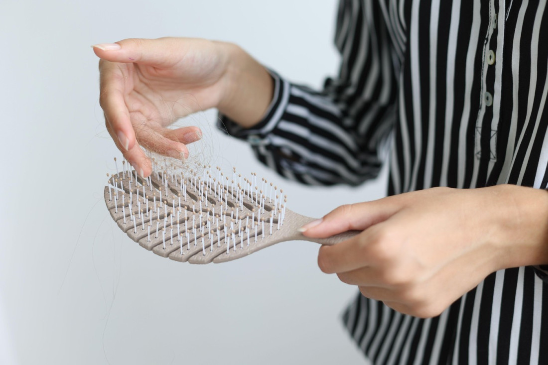 Kako očistiti četku za kosu?