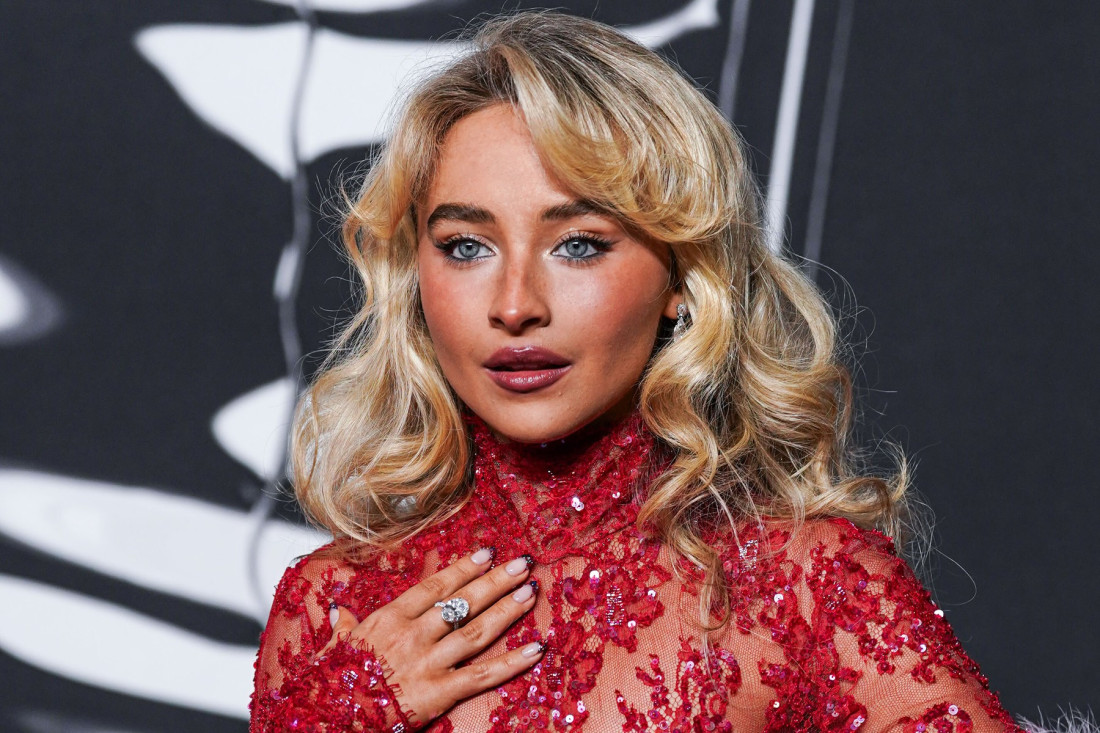 Sabrina Karpenter je nova „Alisa u zemlji čuda“