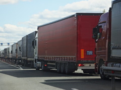 Kamioni na Batrovcima čekaju 3 sata, zadržavanje za automobile na Horgošu sat vremena