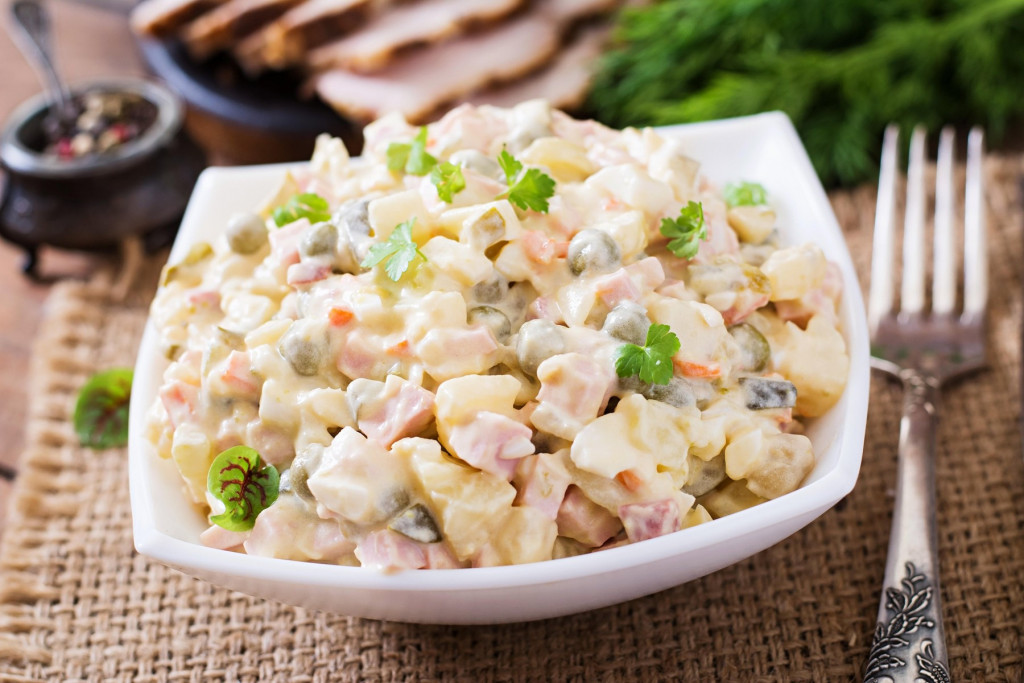 Dve cake za najbolju rusku salatu