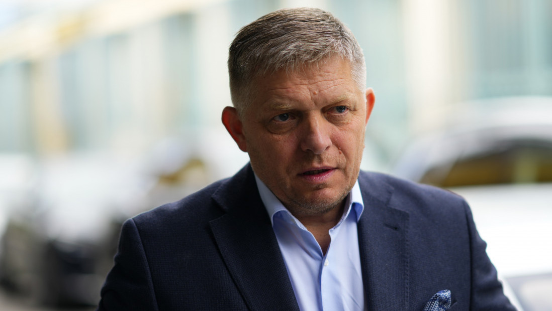 Avion slovačkog premijera Fica oštećen u Briselu