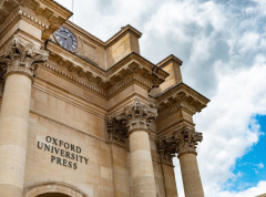 Oksford Pres proglasio izraz „mamac za bes“ za reč godine