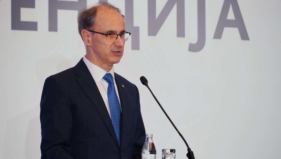 Diplomati da brane interese Srbije