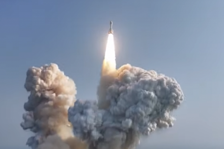 KINA OSVAJA SVEMIR: Lansirana raketa-nosač, evo šta joj je JEDINI CILJ