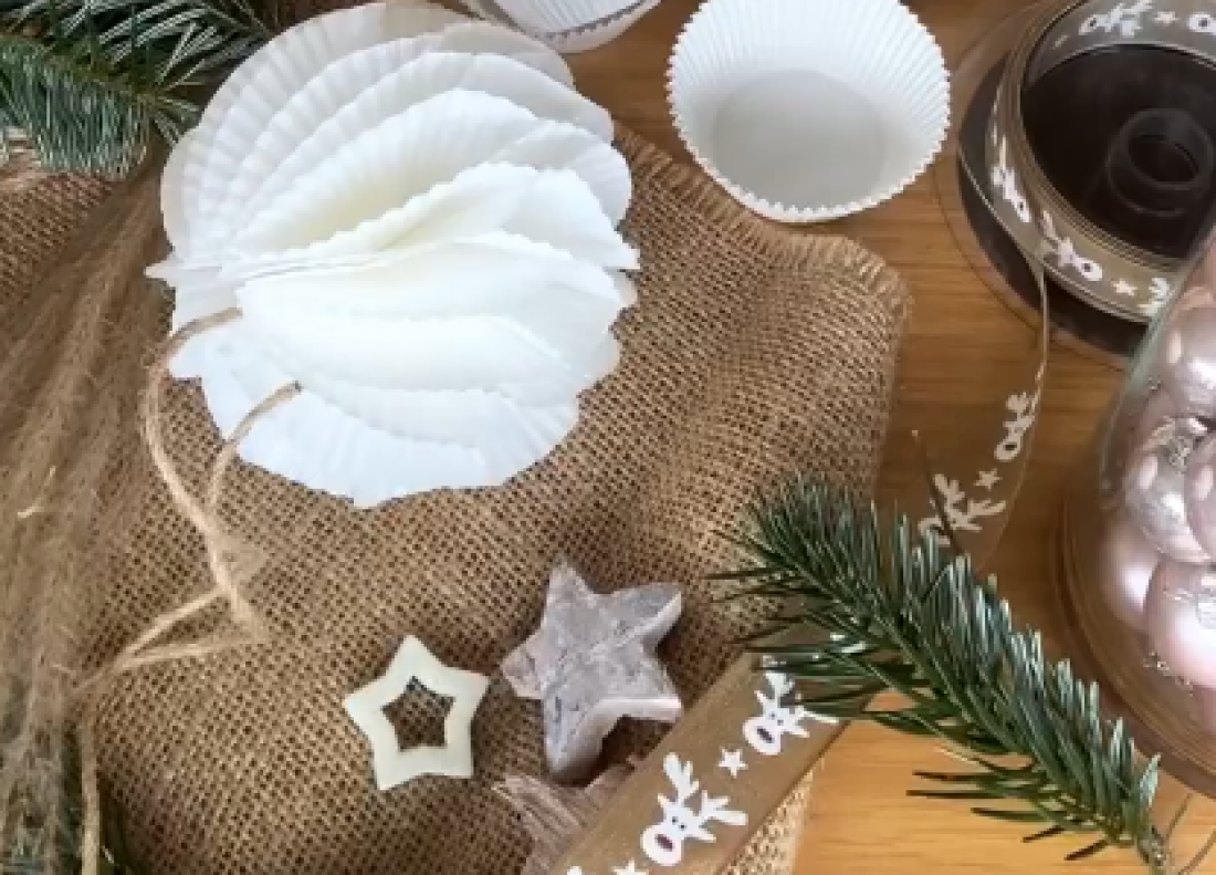 Ukras za jelku od korpice za kolače