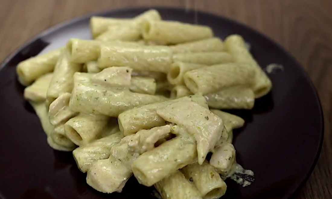 Recept dana za makarone sa piletinom i pesto sosom