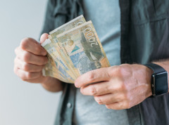 U petak poslednja isplata sredstava za povraćaj školarine za 2024/2025. godinu