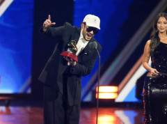 Nagrada Latino Gremi za album godine pripala portorikanskoj zvezdi Bed Baniju