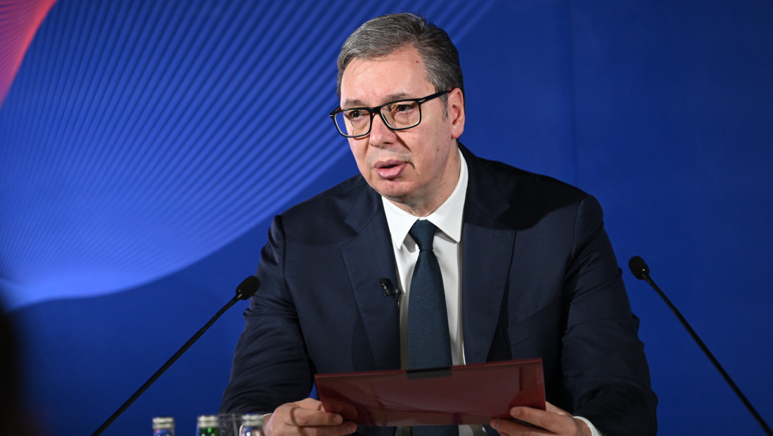 Vučić obilazi završne radove na objektu Kobre