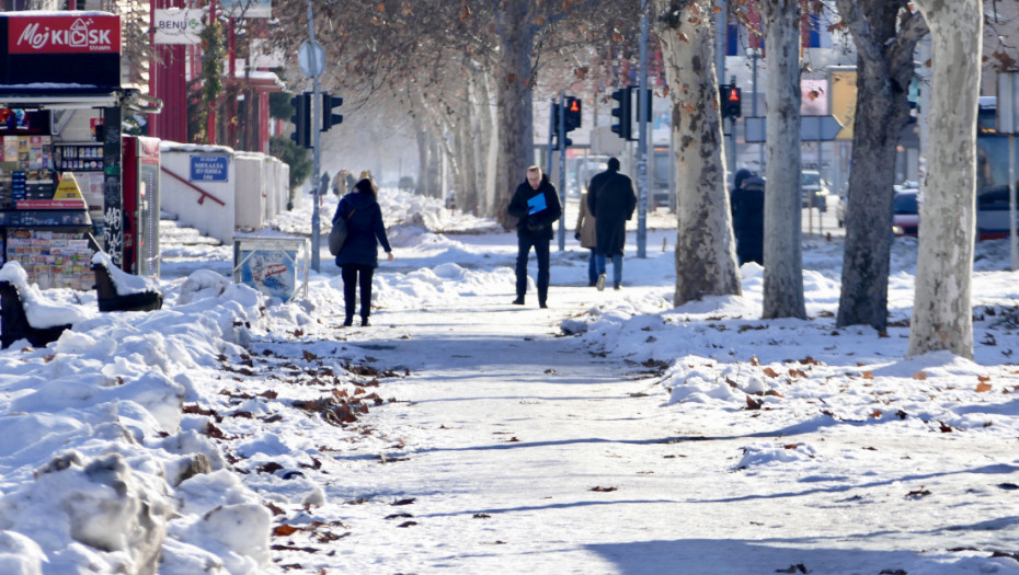 Tokom noći i u utorak ujutru slab sneg ili slaba kiša