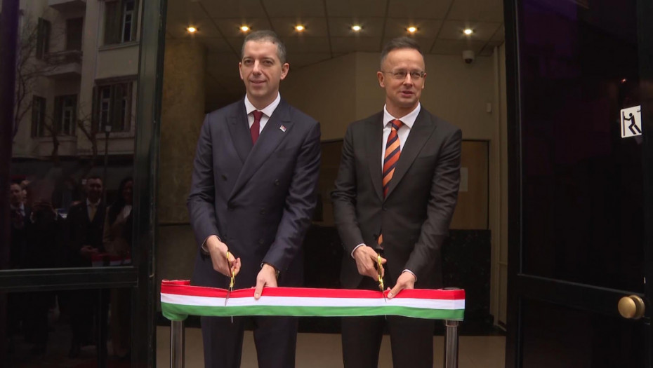 Đurić i Sijato otvorili Konzularnu kancelariju Mađarske