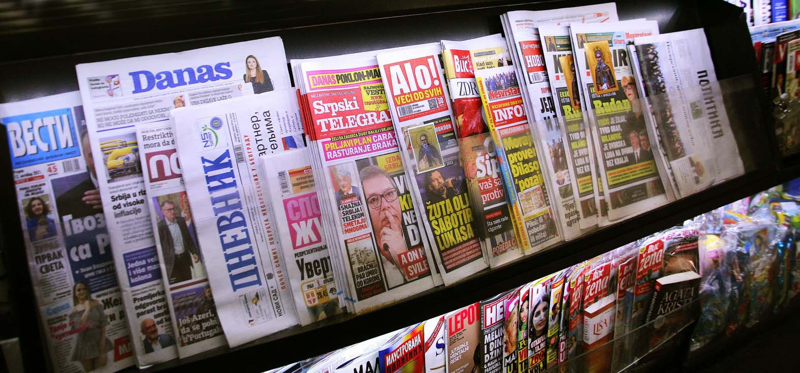 NUNS: Zbog nepotpisanih tekstova u Kodeks novinara Srbije ubačena nova odredba – Društvo