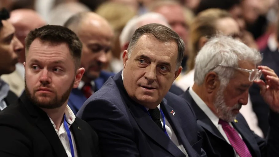 „Marta Kos meni potpuno nebitna“: Dodik kaže da evropska komesarka u Banjaluci može „razgovarati s luzerima ili sama sa sobom u ogledalu“