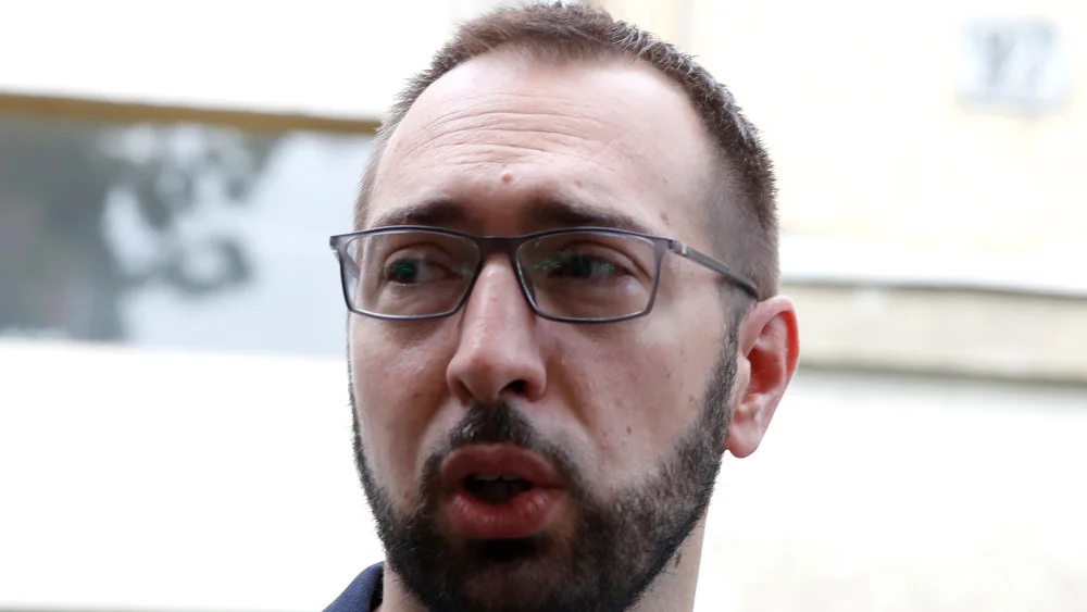 (VIDEO Gradonačlenik Zagreba Tomašević se obraća javnosti oko dočeka rukometaša: Koplja se lome oko Tompsona, tri laži HDZ-a – Region