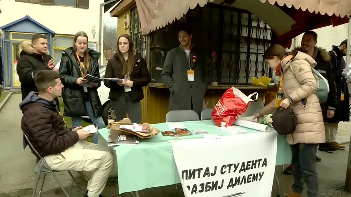 Kreni-Promeni: Ćaci koji su napali studente u Darosavi pretili i odborniku Kreni-Promeni u Lazarevcu