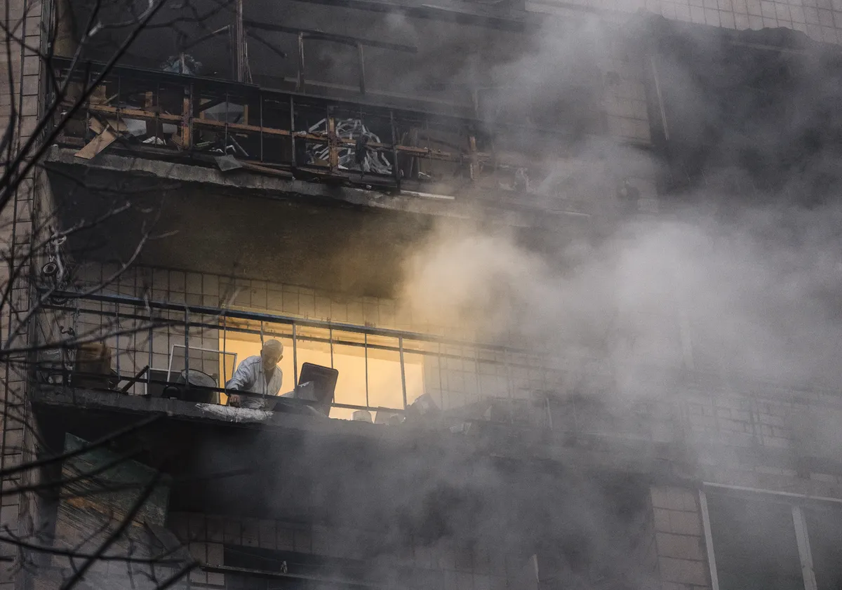 U ruskim napadima na Ukrajinu troje poginulo, hiljade bez struje, a sve uoči pregovora