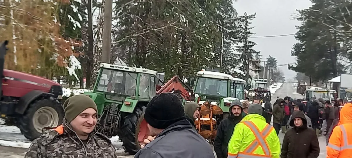 Poljoprivrednici blokirali put Kraljevo – Vrnjačka Banja