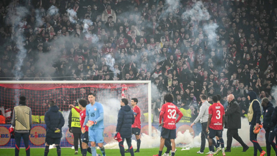 FK Crvena zvezda Lil suzavac navijači delije Liga evrope