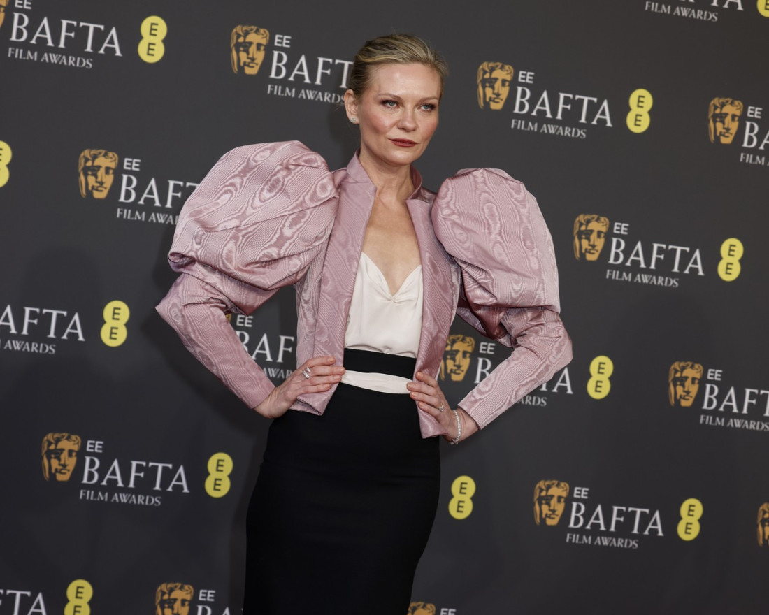 Kirsten Danst se pocepala suknja