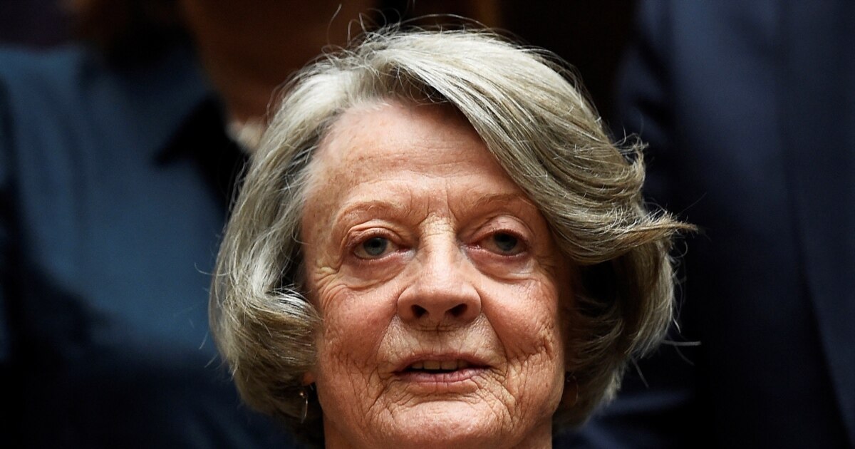 Preminula legendarna britanska glumica Megi Smit