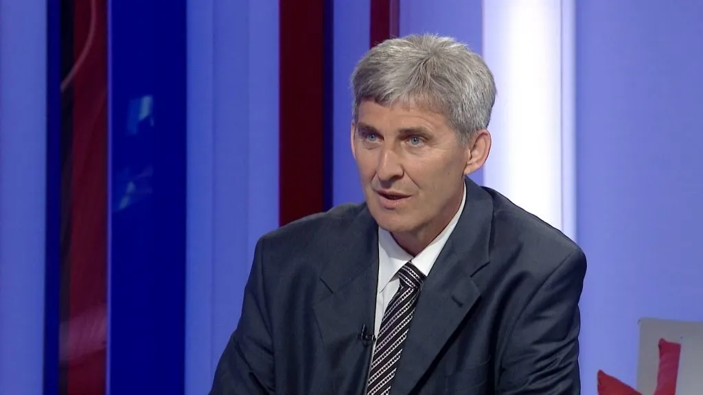 Savić: Smanjenje akciza ima kratkoročne efekte, dugoročno će biti manje para za plate, penzije,