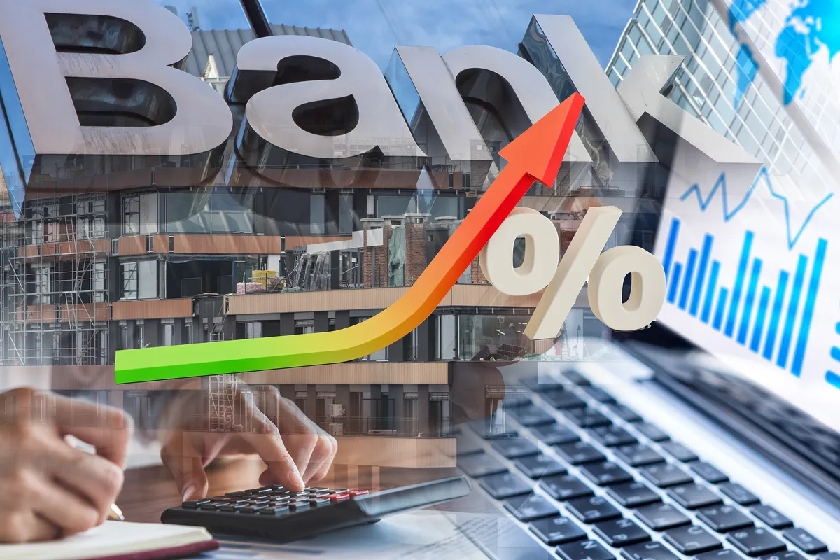 Za godinu dana građani se u bankama zadužili još 330 milijardi dinara