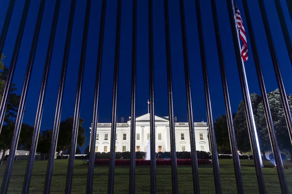 Kaucija za vizu – 15.000 dolara