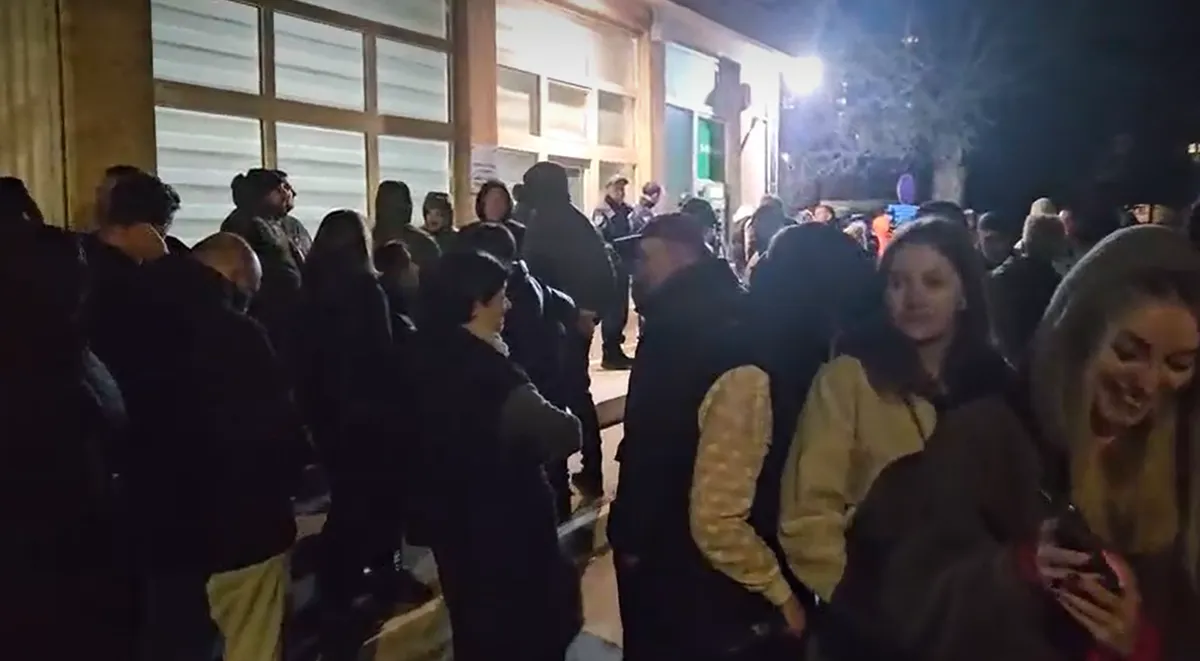 Napeto u Sevojnu: Opozicija čeka proglašenje izborne liste, sumnja da će biti poništena – drugi put