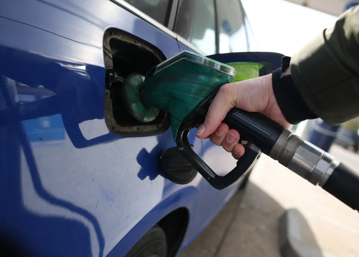 Objavljene nove cene goriva: Poskupeli i dizel i benzin