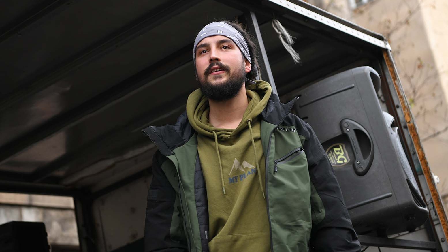 Bjelić za Danas: Tukli su me nogama po glavi i razbili telefon – Društvo