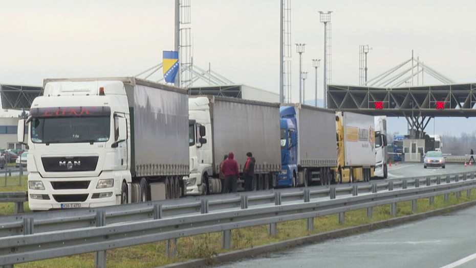 Vlada RS zahteva sprečavanje protesta na granicama