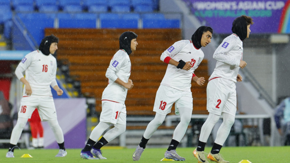 Tramp urgirao za australijski azil iranskim fudbalerkama