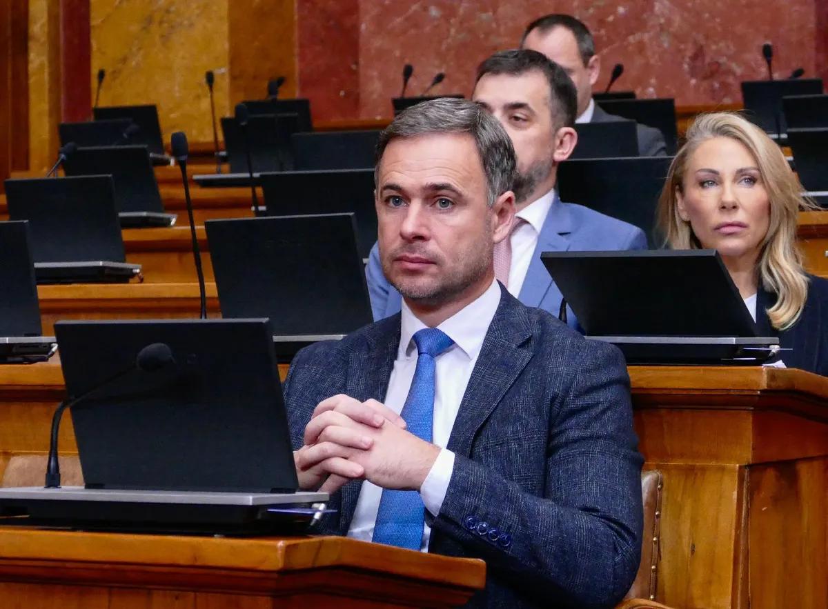 Aleksić: “Gotovo je, ode Vučićev prijatelj Orban”